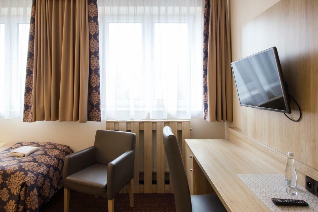 Motel Db2000 Biłgoraj Exteriér fotografie