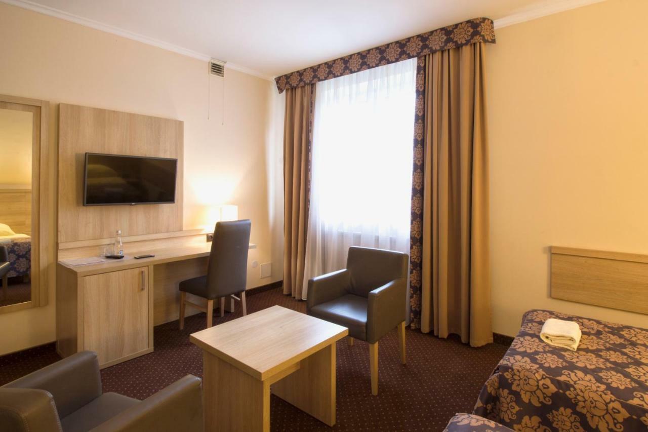 Motel Db2000 Biłgoraj Exteriér fotografie